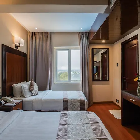 Park Avenue Hotel Nungambakkam Chennai Exterior photo