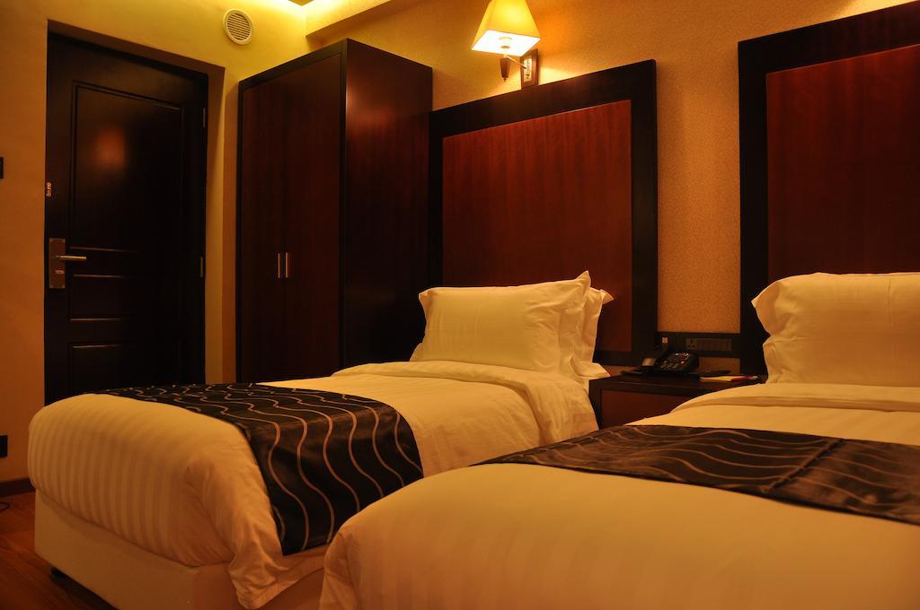 Park Avenue Nungambakkam Hotel Chennai